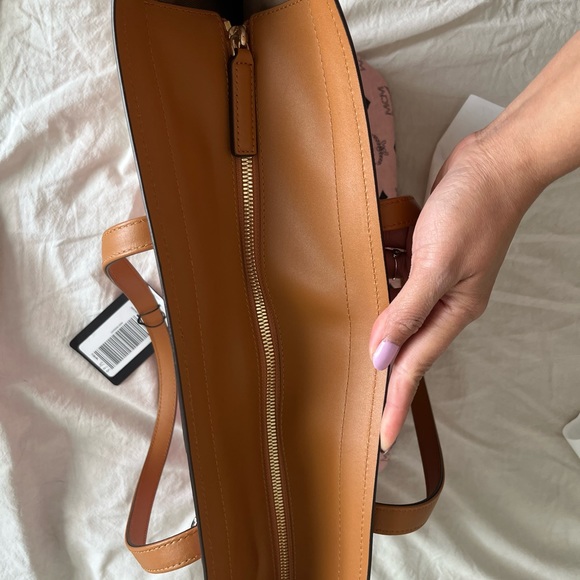 MCM ANYA MEDIUM VISETOS ZIP TOP SHOPPER - Soft pink - Picture 6 of 15